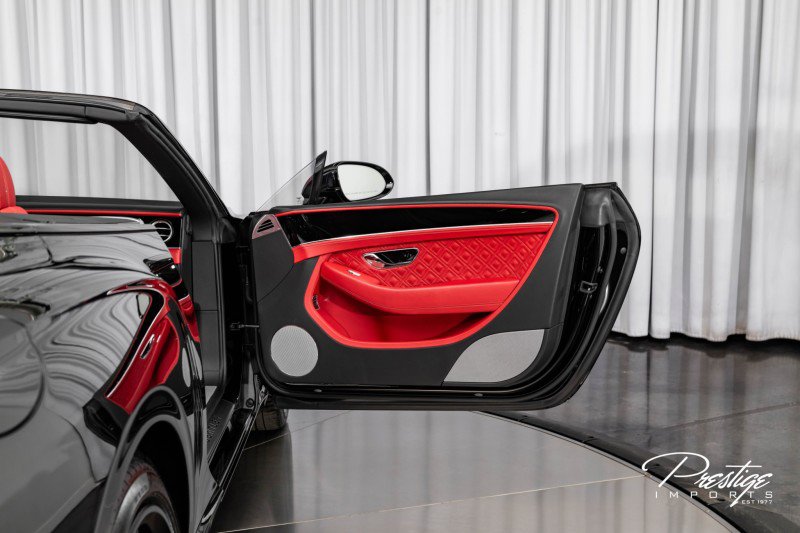 Used 2021 Bentley Continental GT Mulliner image 37