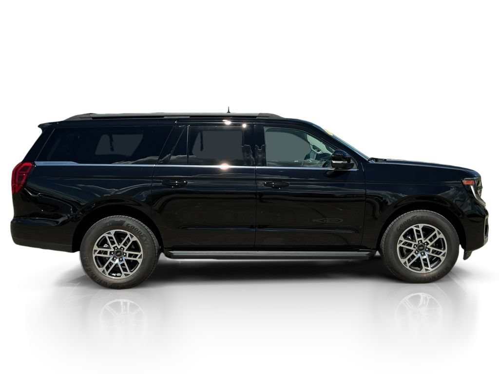 New 2026 Ford Expedition Max Active RWD image 8