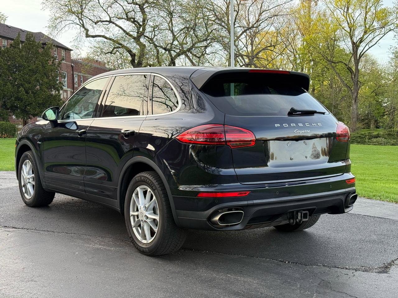Used 2015 Porsche Cayenne Diesel AWD/4WD image 10