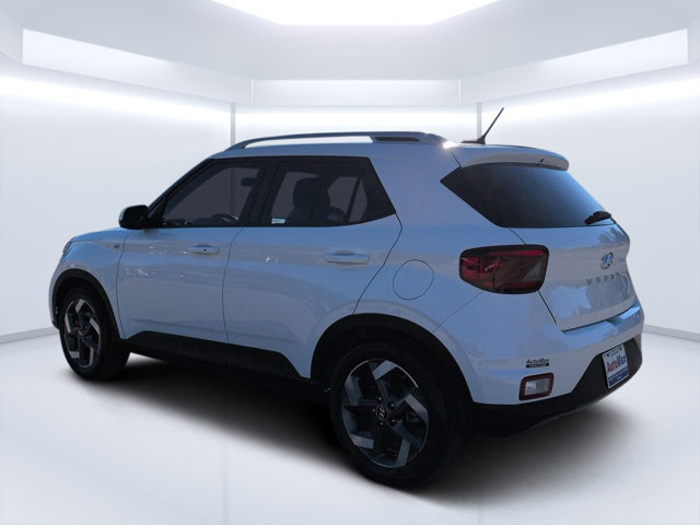 Used 2024 Hyundai Venue SEL FWD image 5