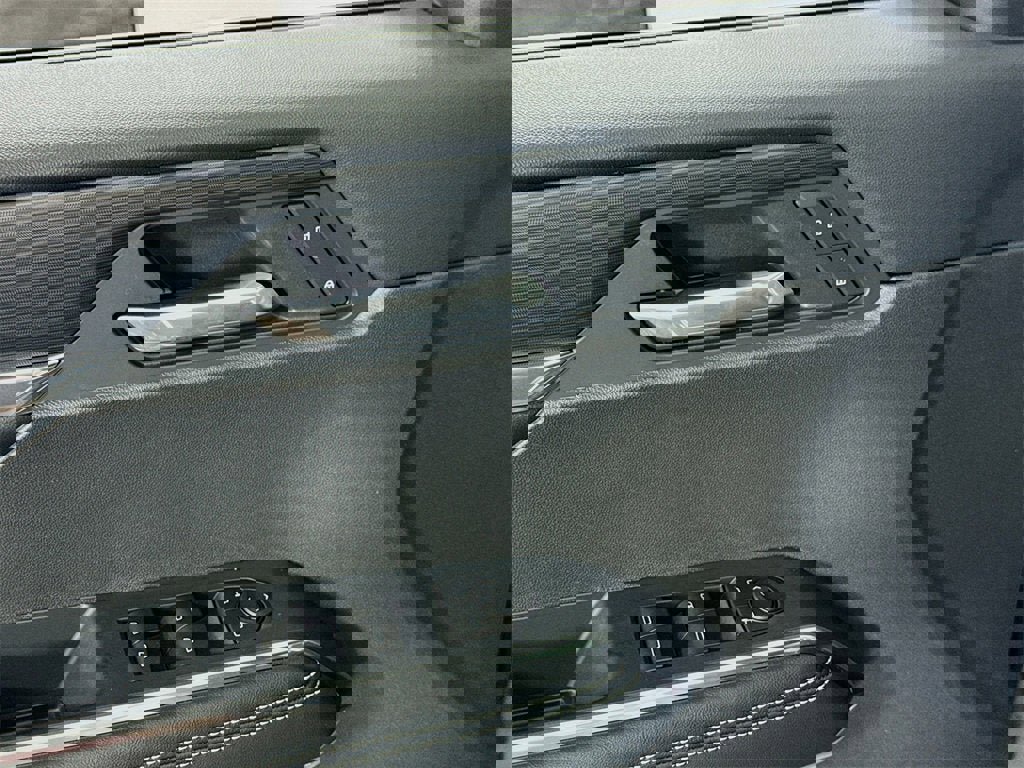 New 2026 GMC Acadia Elevation w/ Super Cruise Package image 13