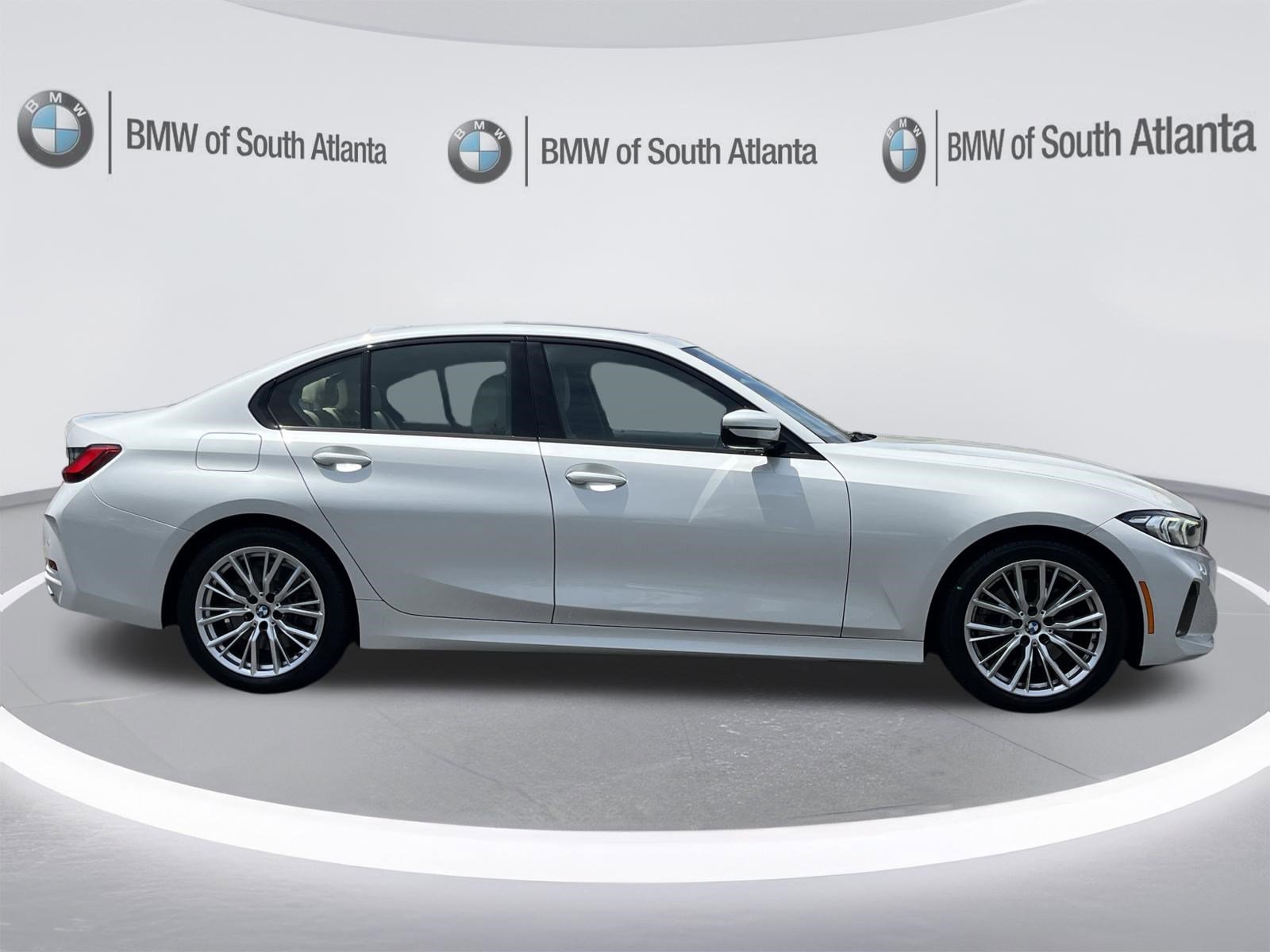 Used 2023 BMW 330i Sedan w/ Driving Assistance Package RWD image 28