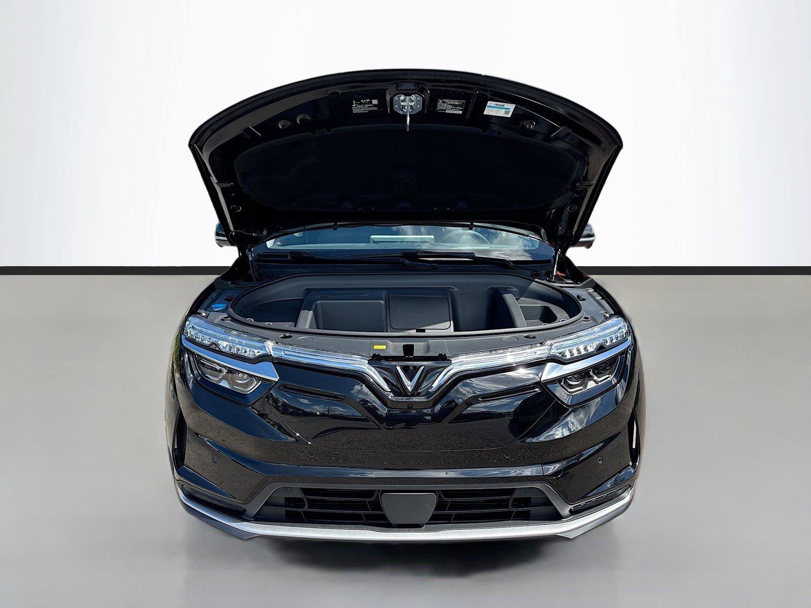 New 2027 VinFast VF 8 Eco AWD/4WD image 32