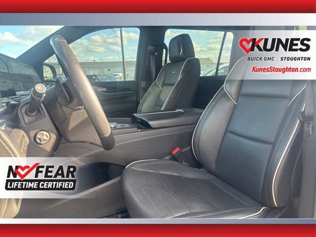 Used 2023 Cadillac Escalade ESV Sport image 14