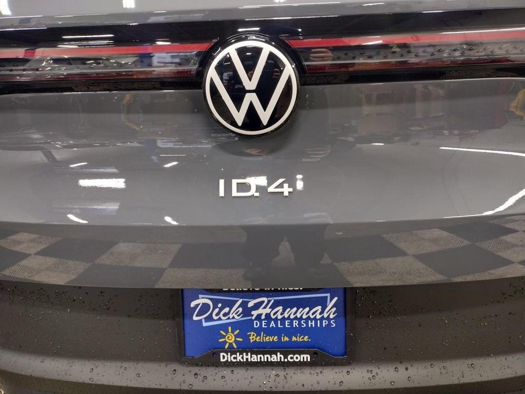 New 2026 Volkswagen ID.4 Pro AWD/4WD image 14