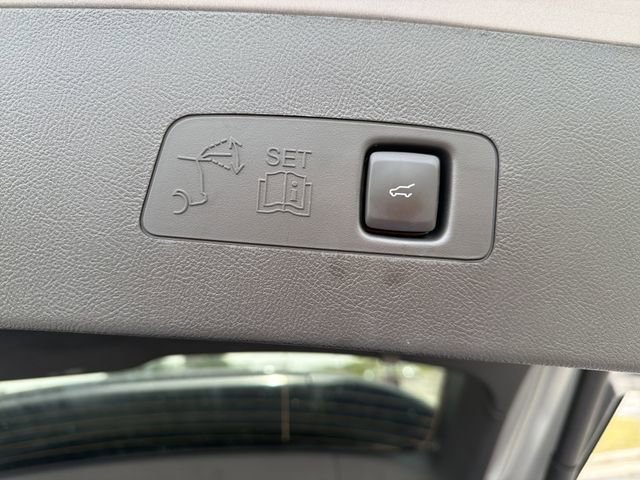 Used 2024 Lincoln Corsair Reserve FWD image 21