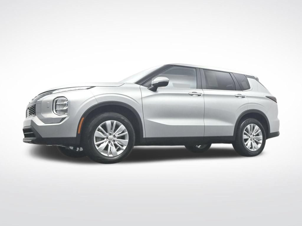 Used 2025 Mitsubishi Outlander ES AWD/4WD image 39
