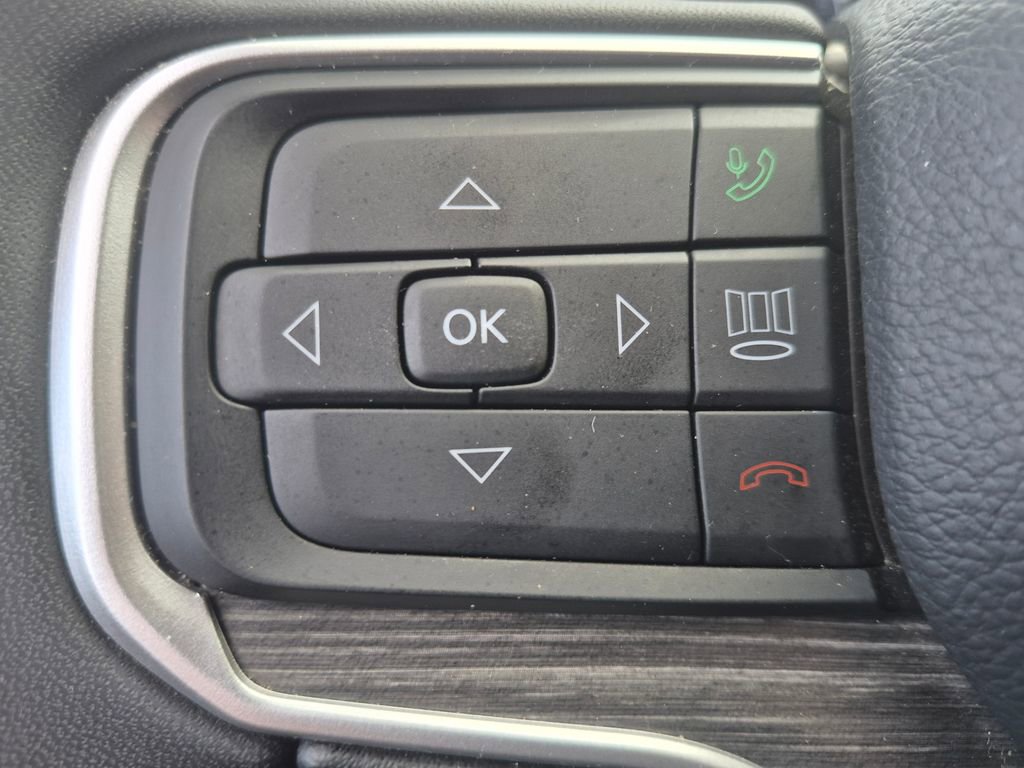 Used 2024 Jeep Wagoneer L Series II w/ Flexible Seating Group image 24