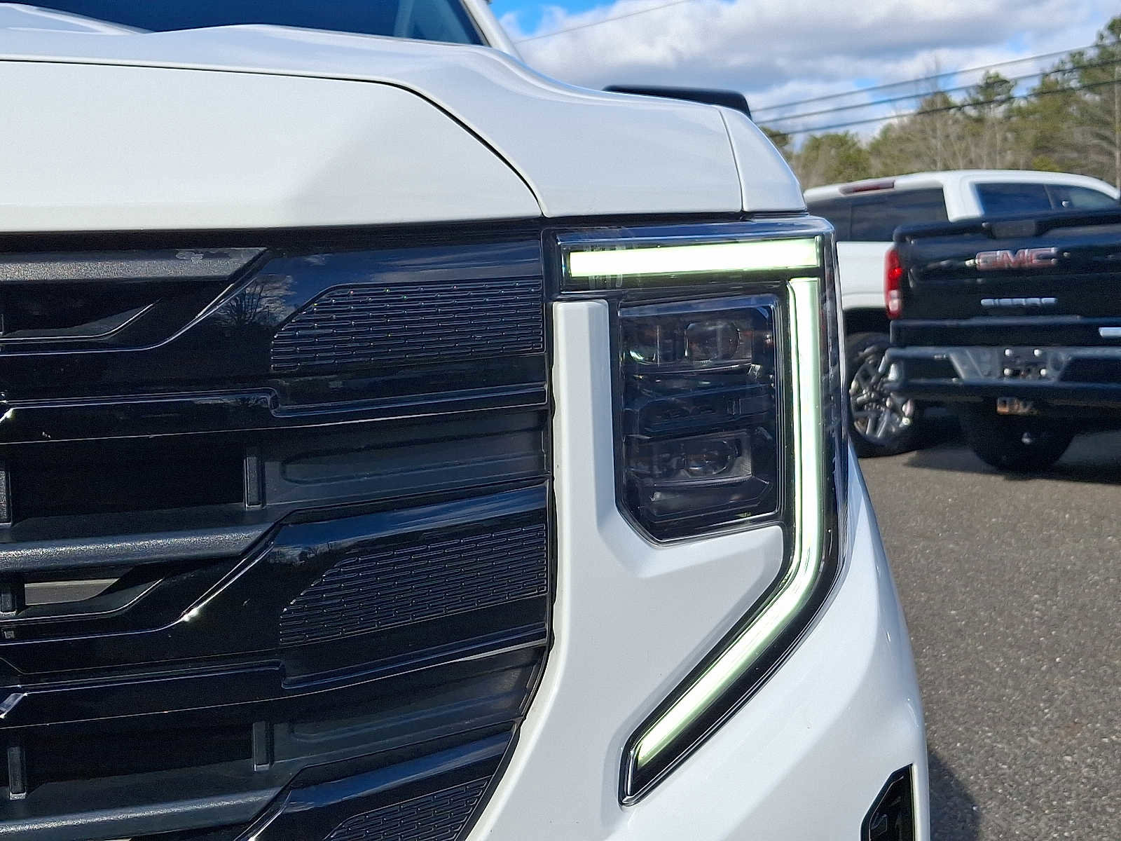 Certified 2024 GMC Sierra 1500 Elevation AWD/4WD image 11