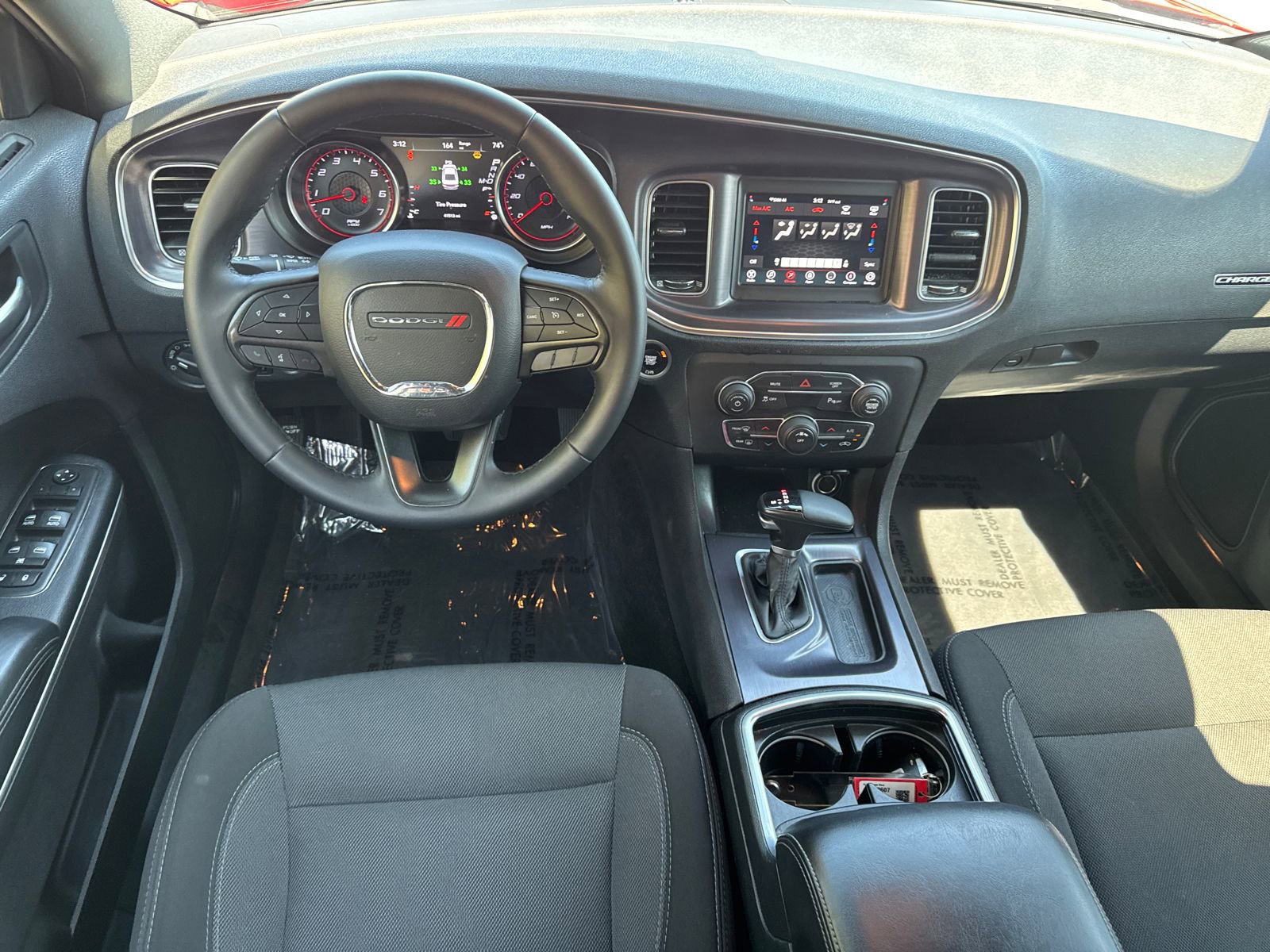 Used 2018 Dodge Charger SXT RWD image 22