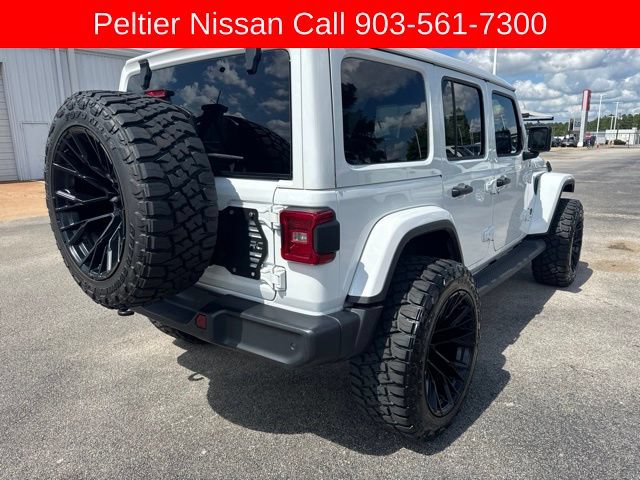 Used 2025 Jeep Wrangler Unlimited Sahara w/ Safety Group AWD/4WD image 3