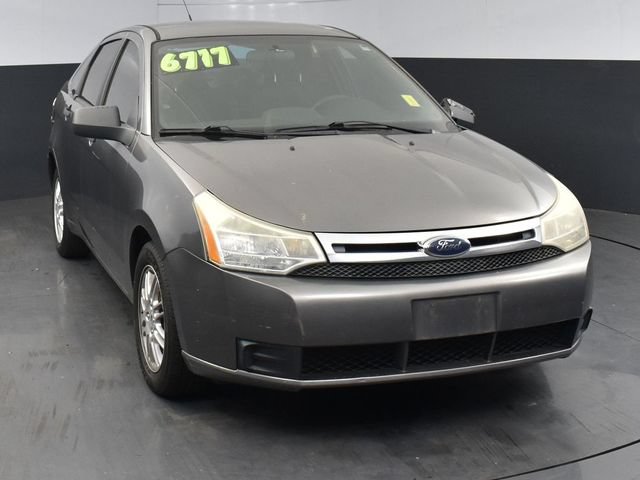 Used 2010 Ford Focus SE FWD image 4