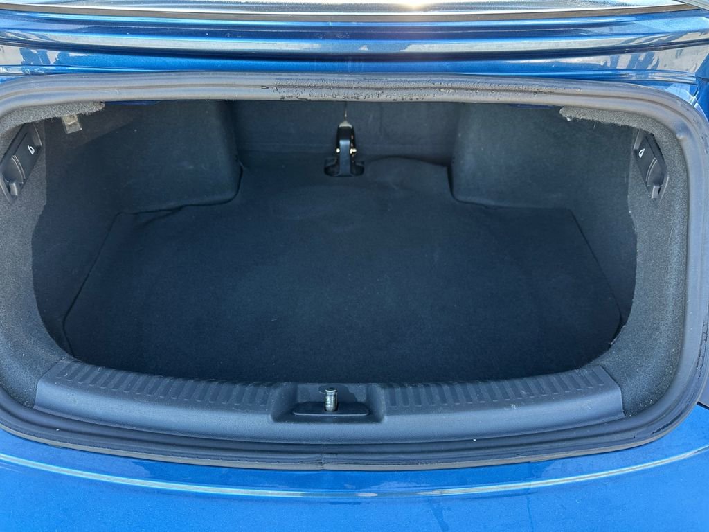 Used 2019 Volkswagen Beetle 2.0T S image 22