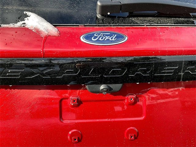 Used 2022 Ford Explorer ST-Line w/ Class IV Trailer Tow Package image 8