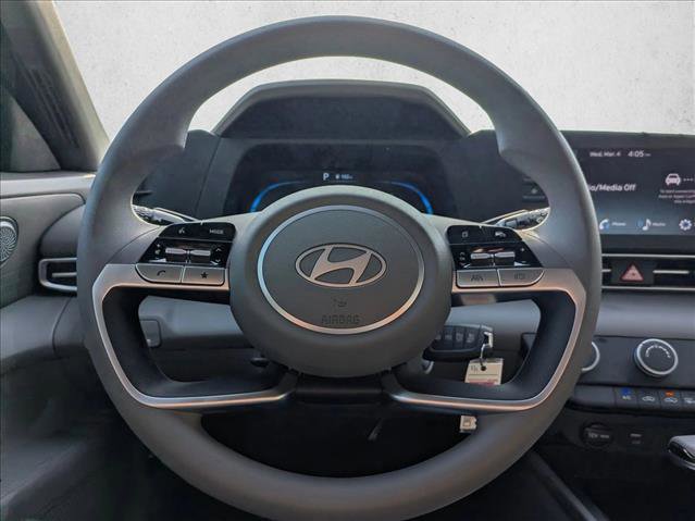 New 2026 Hyundai Elantra SE FWD image 11