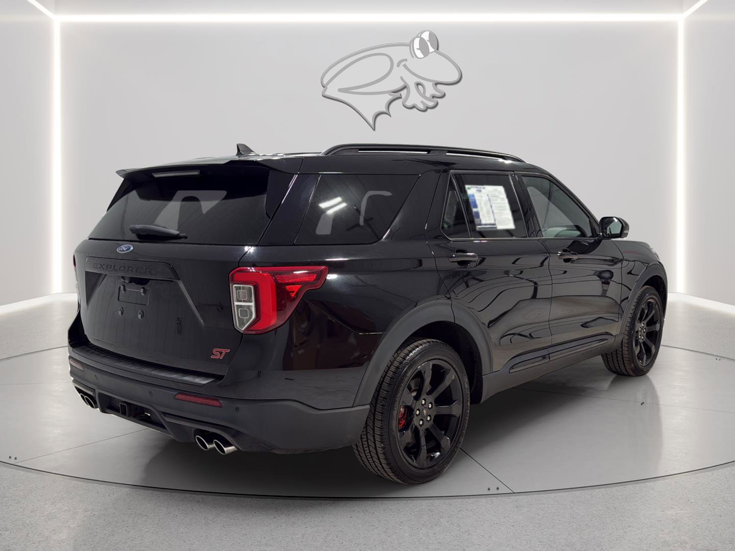 Used 2022 Ford Explorer ST w/ Equipment Group 401A image 5