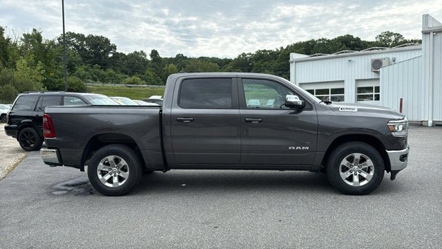 Used 2023 RAM 1500 Laramie AWD/4WD image 5