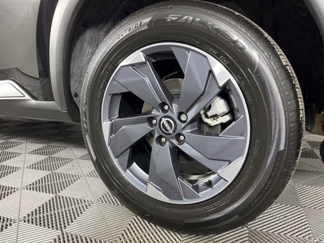 New 2026 Nissan Rogue SV image 13