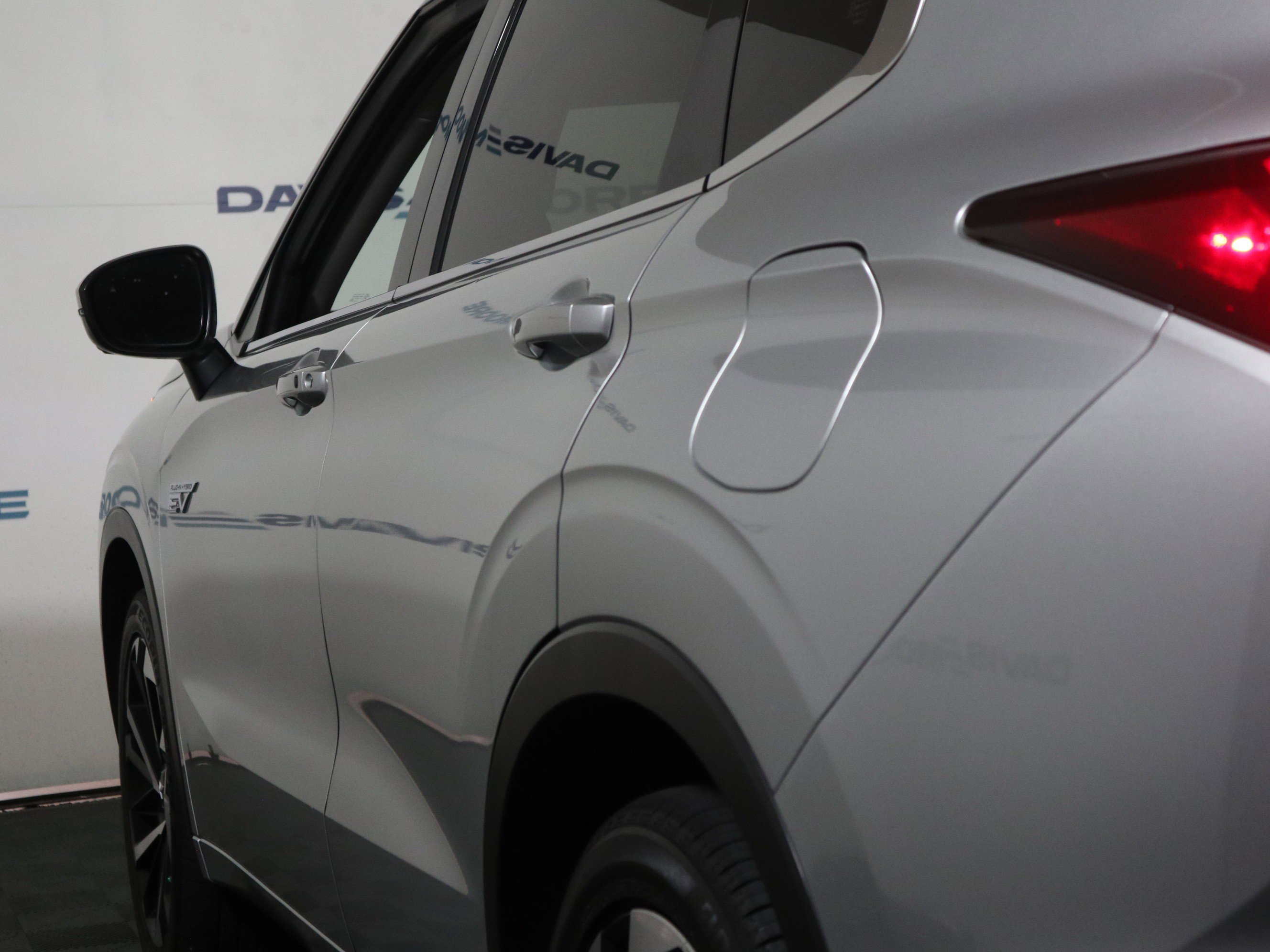 Used 2024 Mitsubishi Outlander SEL image 10