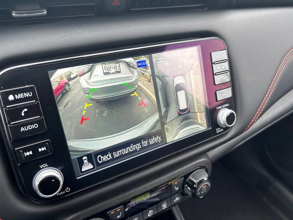 Used 2024 Nissan Kicks SR w/ SR Premium Package FWD image 30