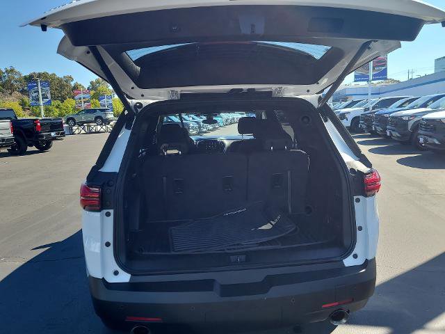 Used 2023 Chevrolet Traverse LT image 24