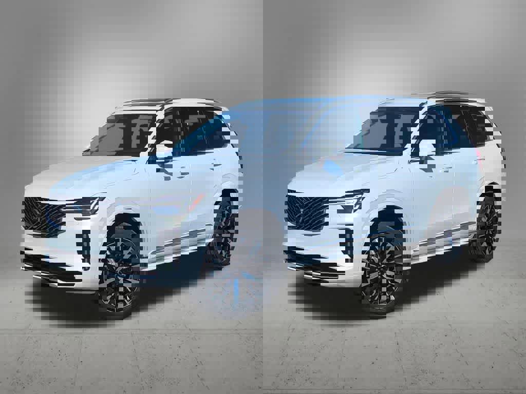 Certified 2025 Volvo XC90 B5 Core w/ Protection Package Premier