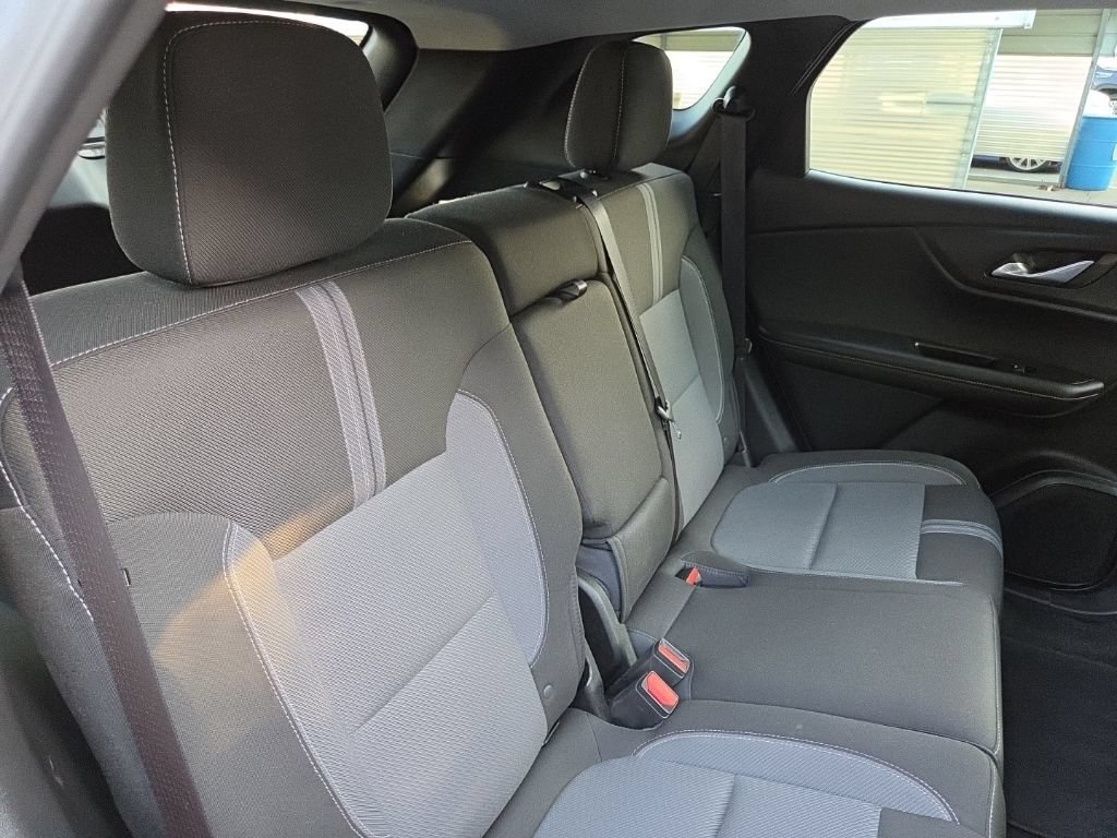 Used 2025 Chevrolet Blazer LT FWD image 37