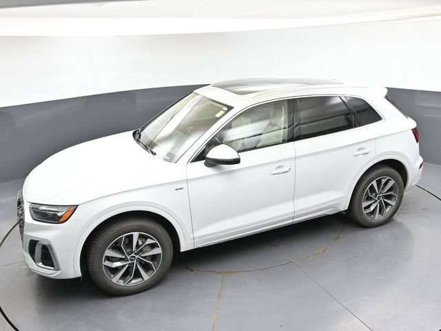 Used 2023 Audi Q5 2.0T Premium Plus w/ Premium Plus Package AWD/4WD image 37