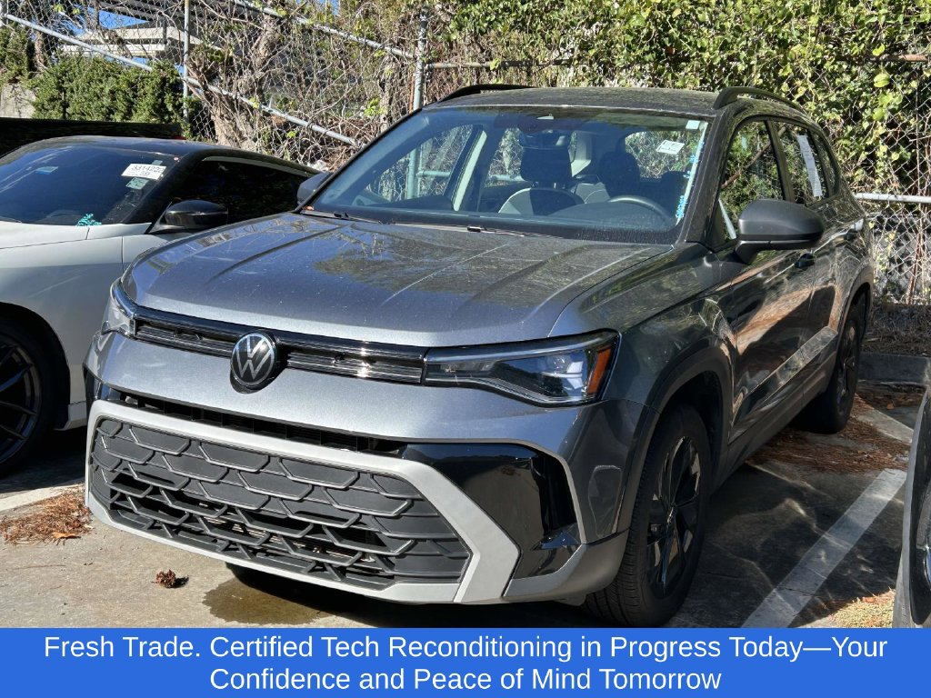 Used 2025 Volkswagen Taos S FWD image 3