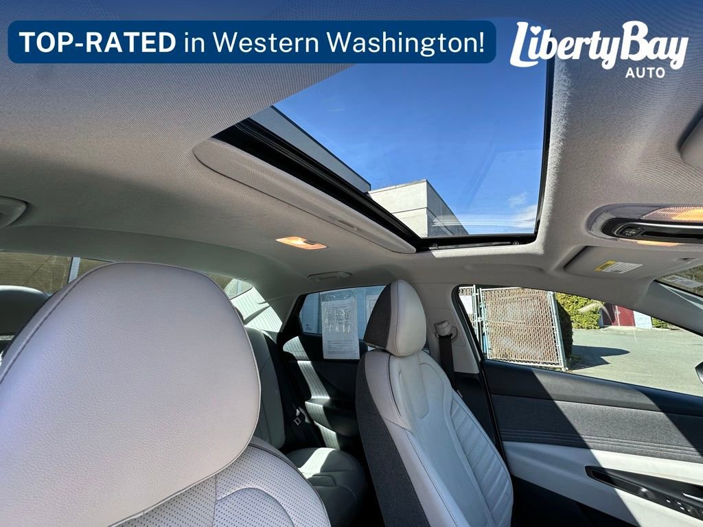 Used 2023 Hyundai Elantra Limited image 20