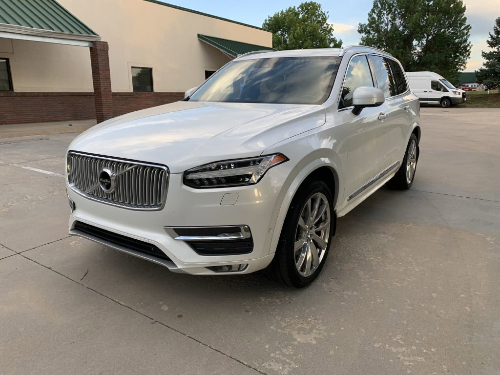 Used 2016 Volvo XC90 T6 Inscription w/ Vision Package image 7
