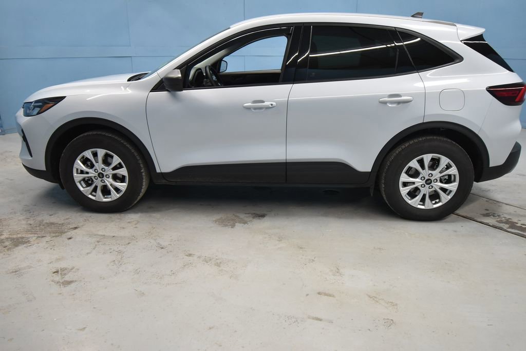 Used 2025 Ford Escape Active image 31
