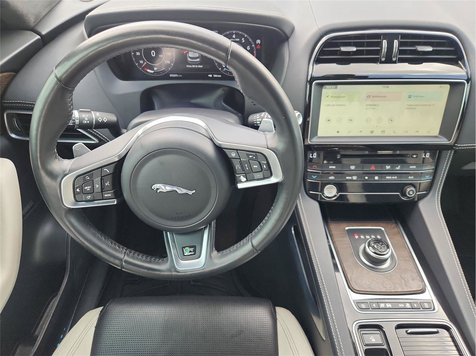 Used 2020 Jaguar F-PACE R-Sport AWD/4WD image 11