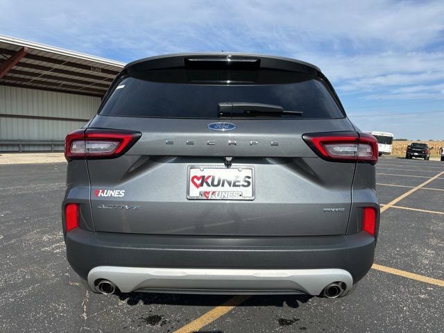 Used 2023 Ford Escape Active image 14