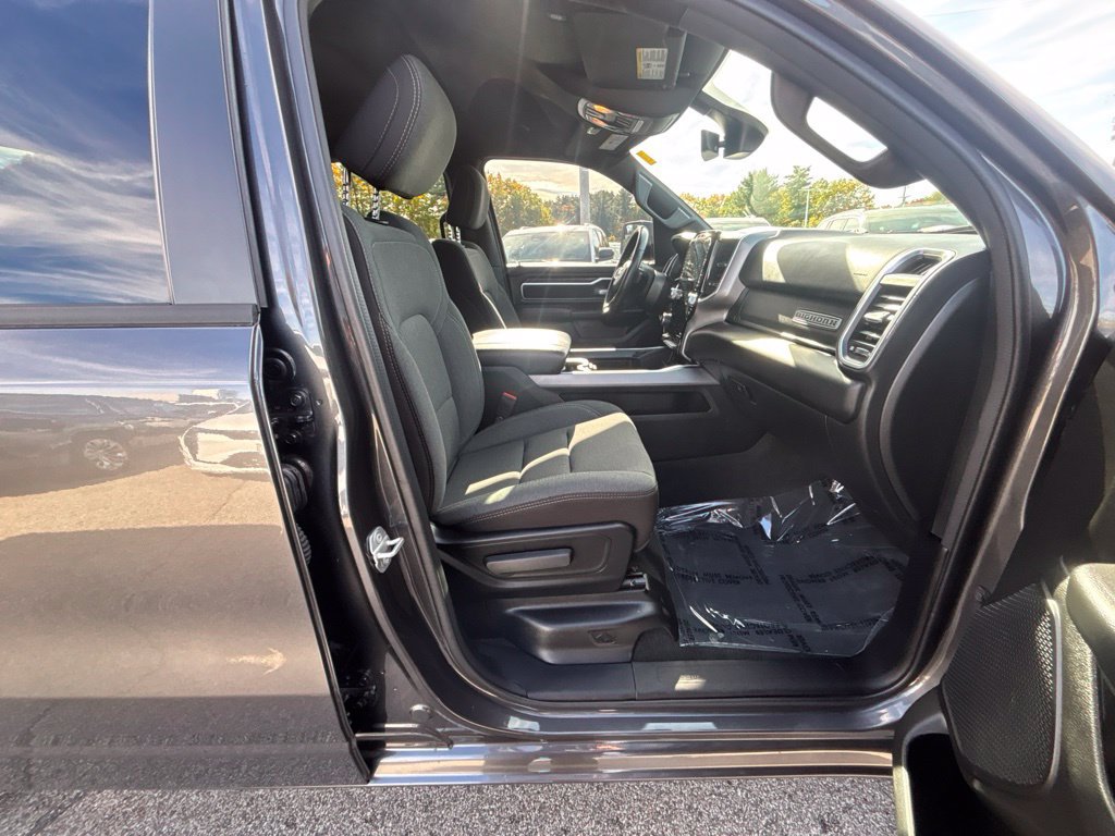 Certified 2024 RAM 1500 Big Horn AWD/4WD image 23
