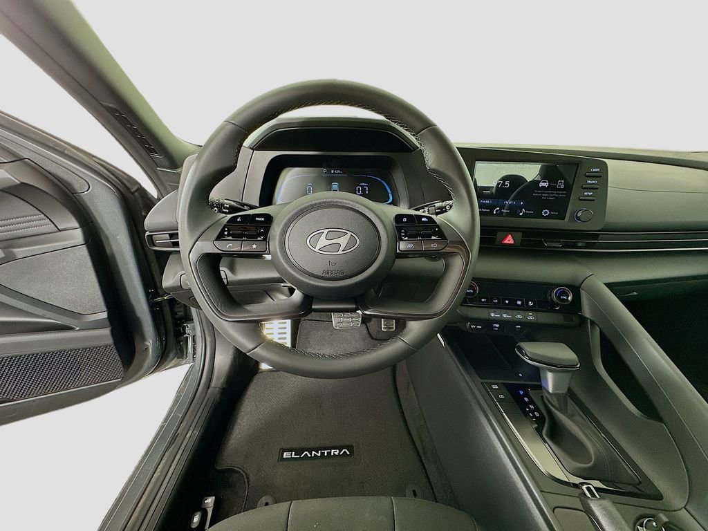 New 2026 Hyundai Elantra Sport image 10