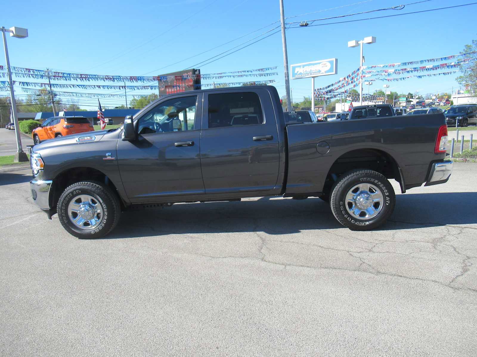 Used 2024 RAM 2500 Tradesman w/ Chrome Appearance Group image 2