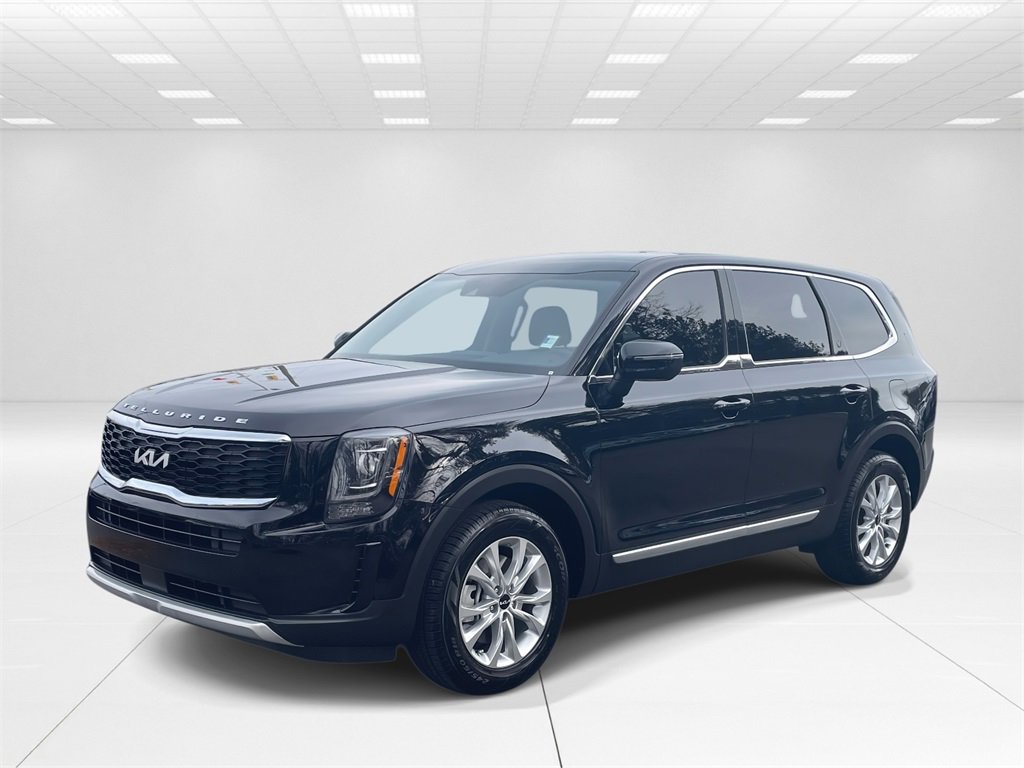 Used 2022 Kia Telluride LX image 3