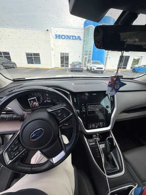 Used 2023 Subaru Outback Onyx Edition AWD/4WD image 10