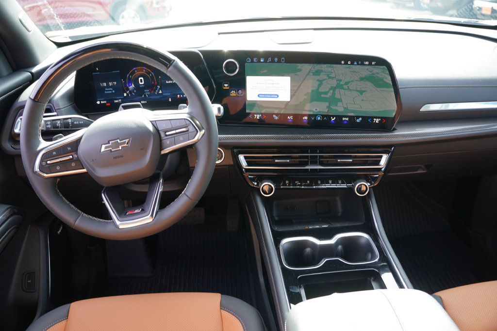New 2027 Chevrolet Traverse Z71 w/ Enhanced Driving Package AWD/4WD image 13