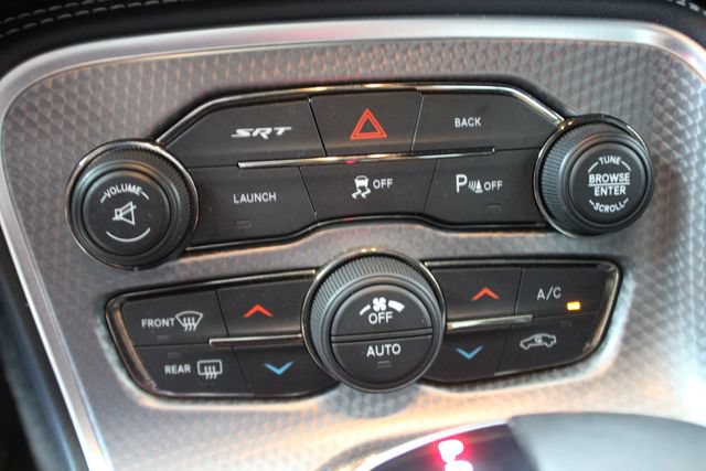 Used 2016 Dodge Challenger SRT Hellcat RWD image 9