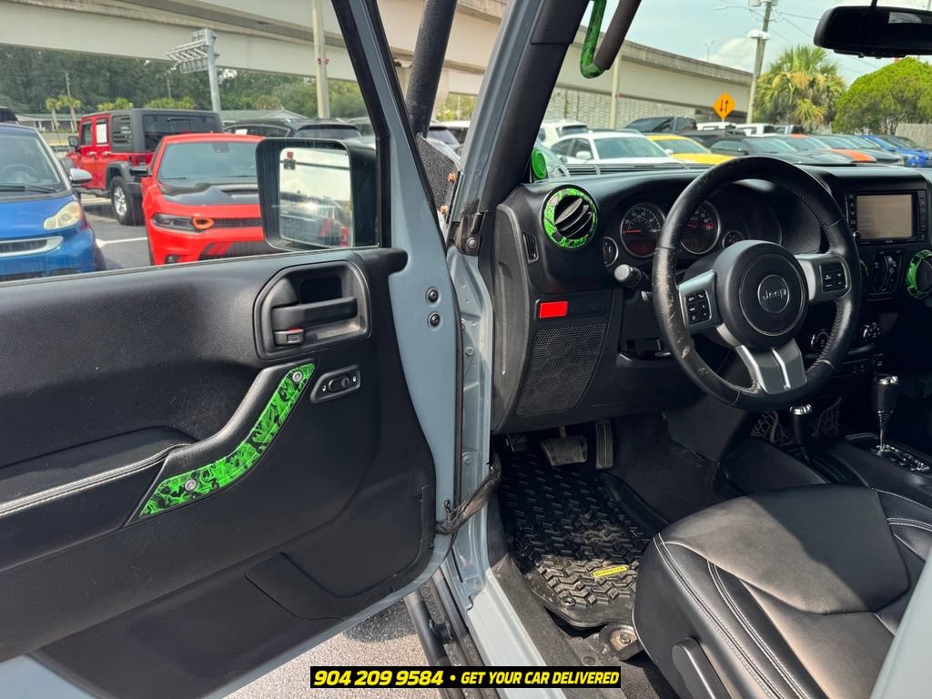 Used 2014 Jeep Wrangler Unlimited Rubicon AWD/4WD image 18