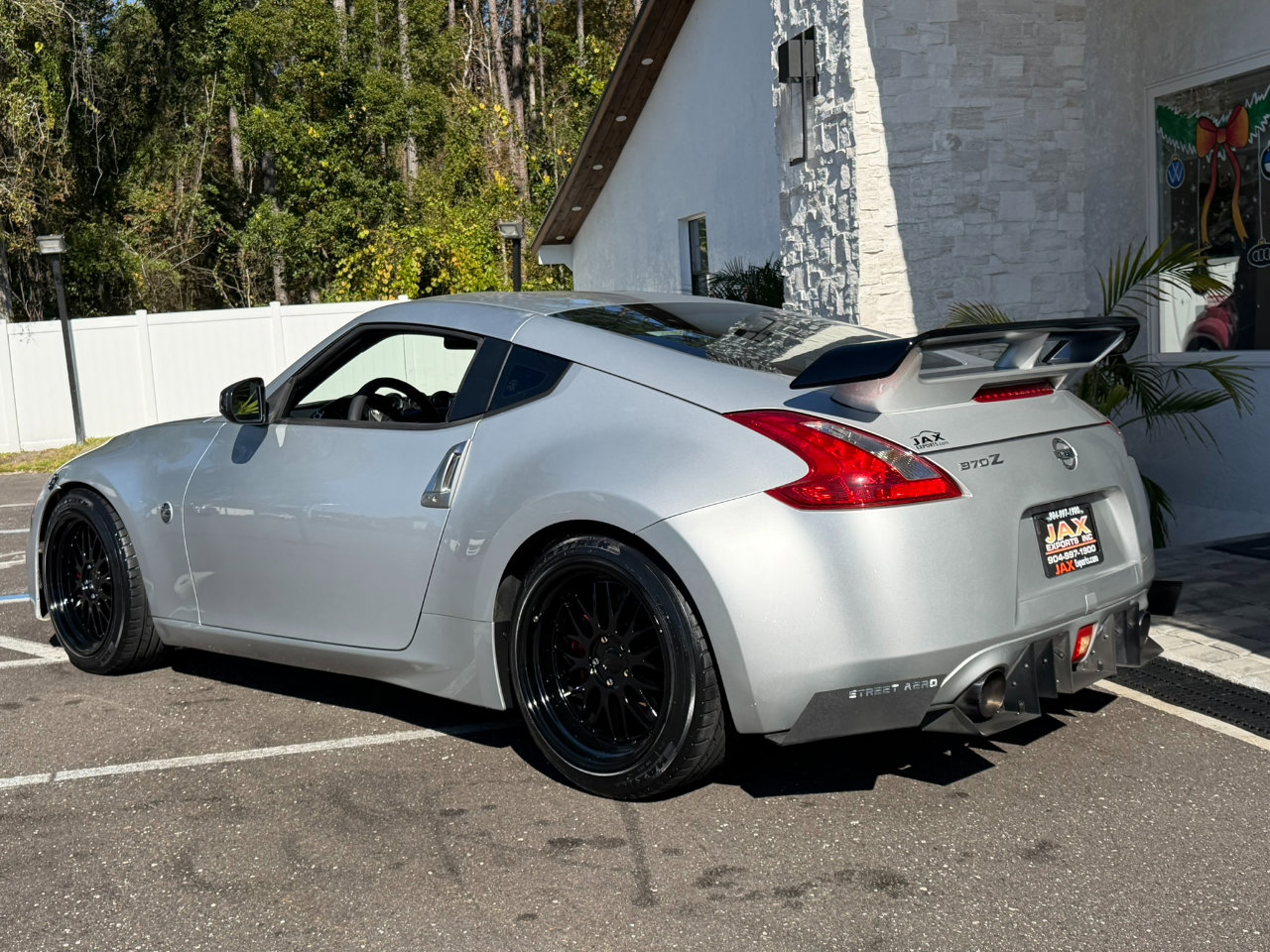 Used 2015 Nissan 370Z 2dr Cpe Manual Sport image 12