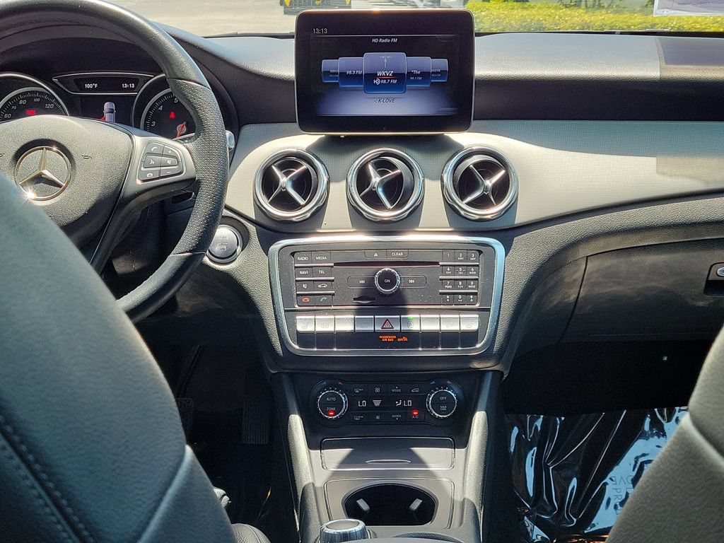 Used 2020 Mercedes-Benz GLA 250 4MATIC image 17
