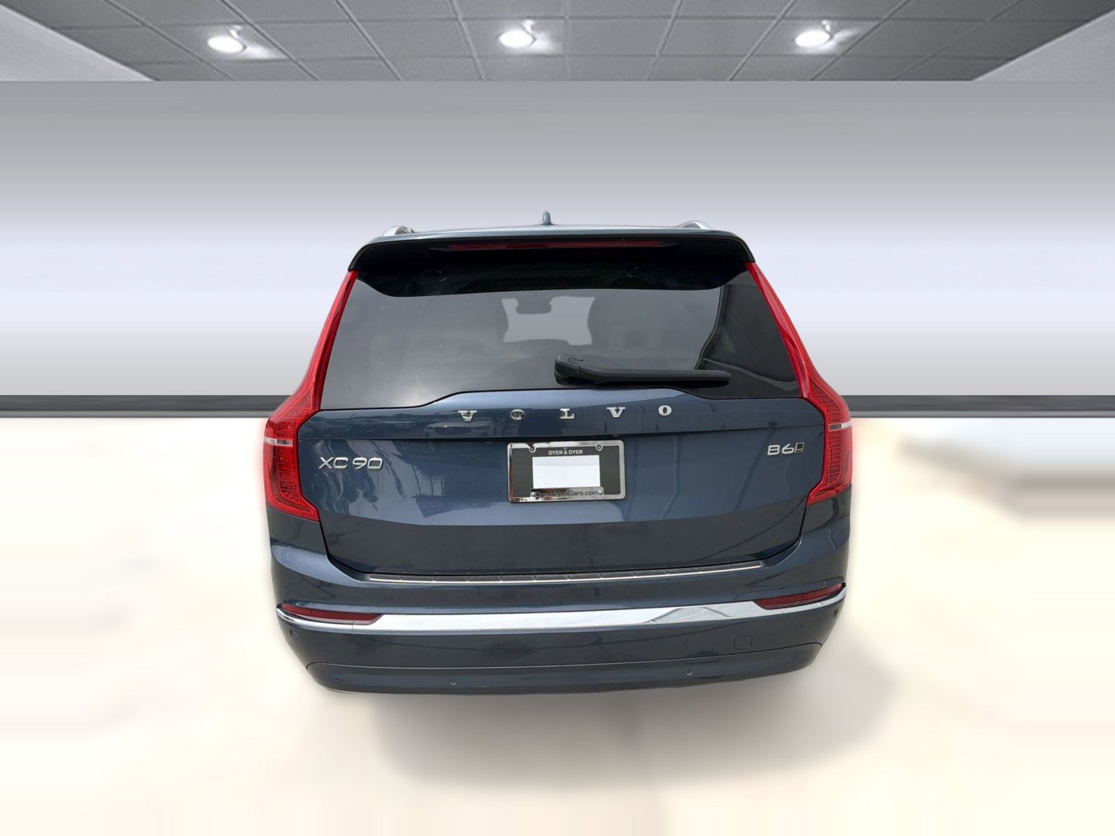 Certified 2024 Volvo XC90 B6 Plus w/ Protection Package Premier AWD/4WD image 10
