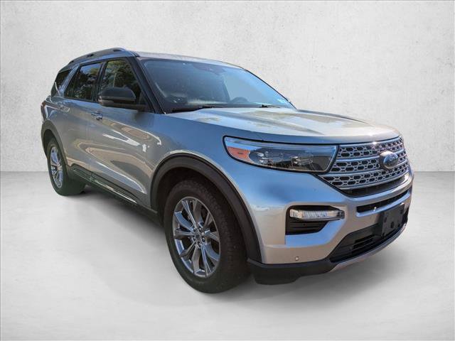 Used 2022 Ford Explorer Limited AWD/4WD image 3