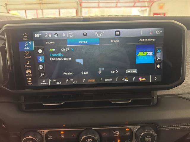 Certified 2025 Jeep Wrangler Unlimited Sahara AWD/4WD image 16