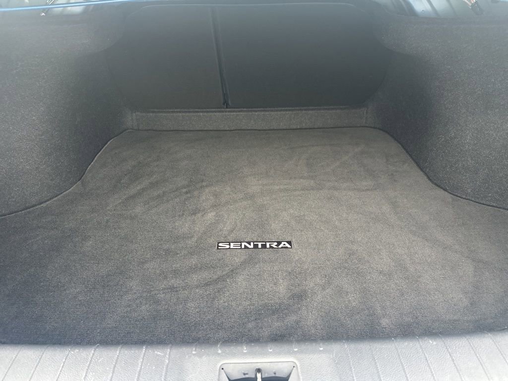 Used 2022 Nissan Sentra SR w/ SR Premium Package image 13