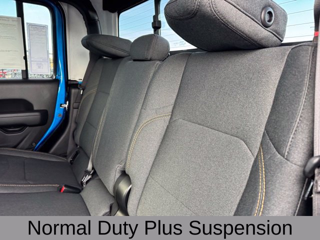 New 2026 Jeep Gladiator Sport AWD/4WD image 18