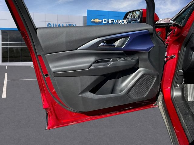 Certified 2024 Chevrolet Equinox EV LT FWD image 22